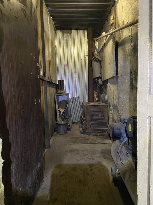 Продам дом с 3 боксами