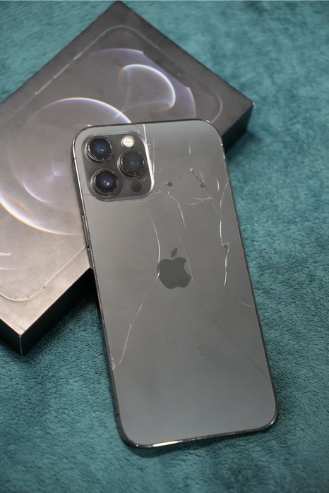 Продам Iphone 12 Pro Max 256gb