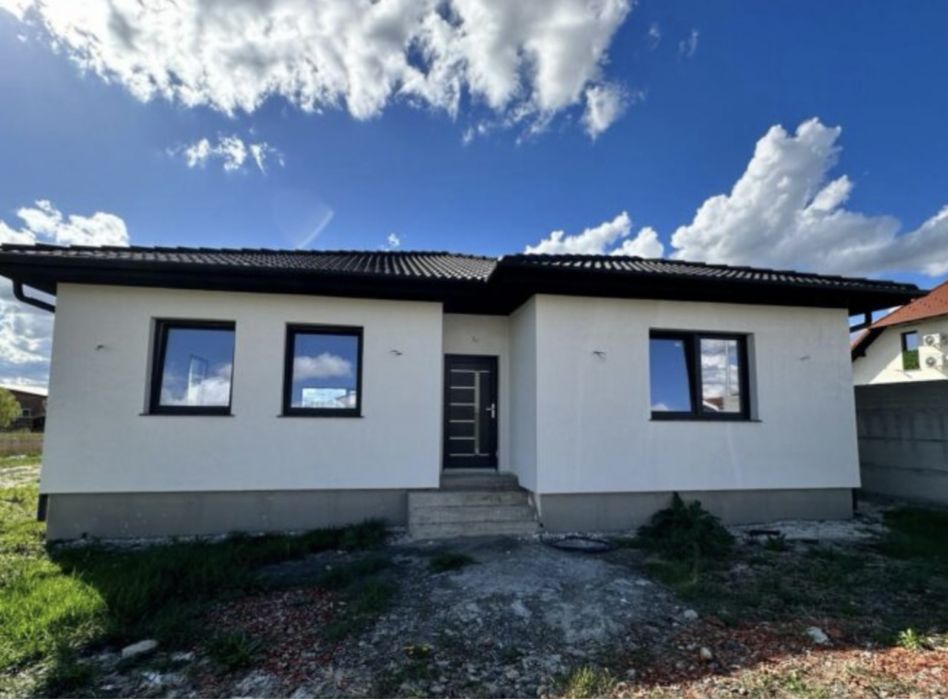 Casa de vanzare zona Odoreu ( cartier Atena)