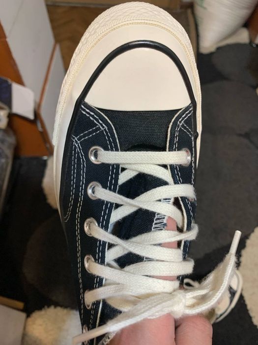 Продам конверсы converse