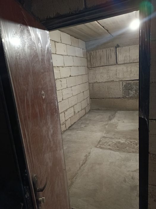 Кладовка 14.4 м2, ул. Муканова