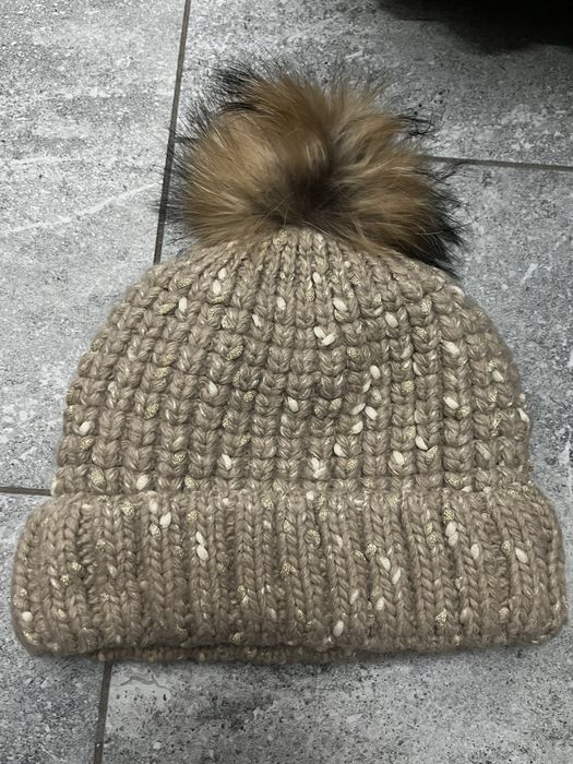 Продам детские шапки и шляпы