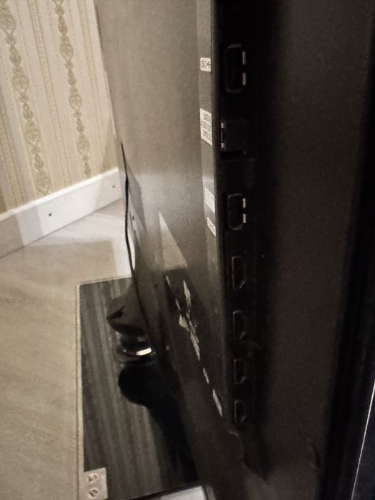 Продам телевизор