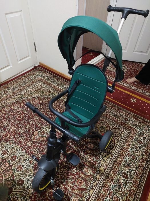 Продаётся детский велосипед коляска