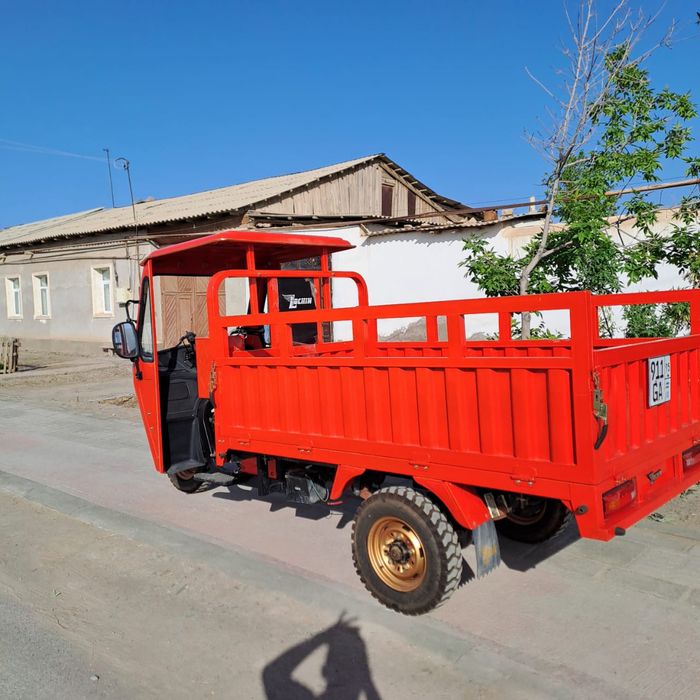 Мотоцикл Лочин новий