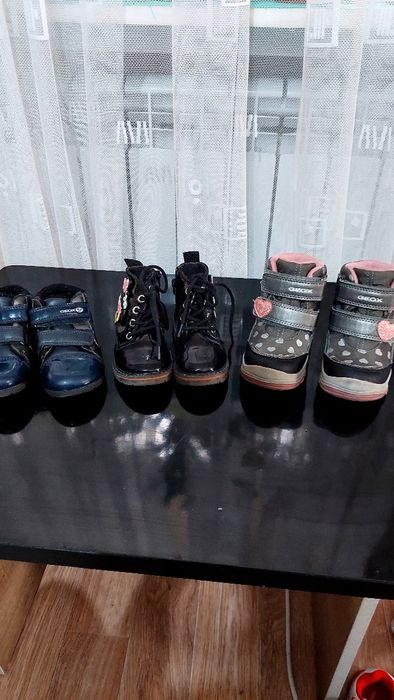 Обувь для девочки с 21- 25 размеры.