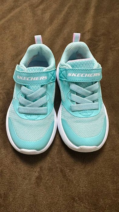 Pantofi sport Skechers nr 24