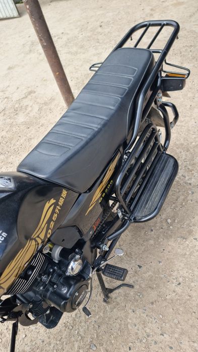 Мотоцикл Suzuki gsx