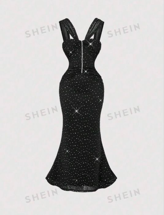 Вечерние платья.