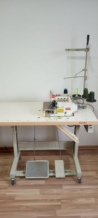 Продаються швеиные машинки. Прямо строчку. Оверлог. Ришма.