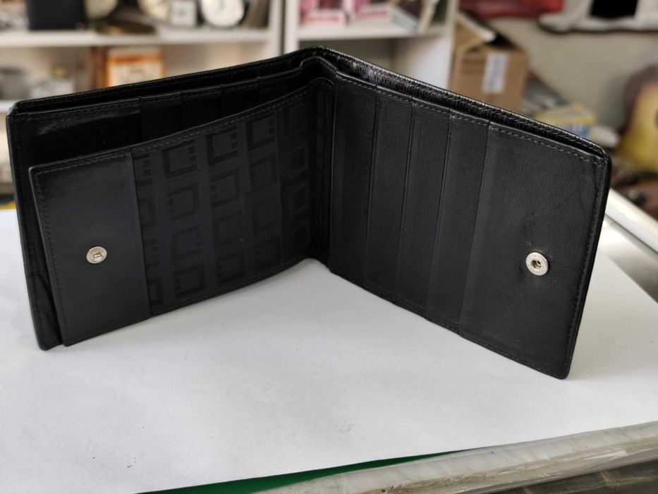 Кожен портфейл S.T. Dupont