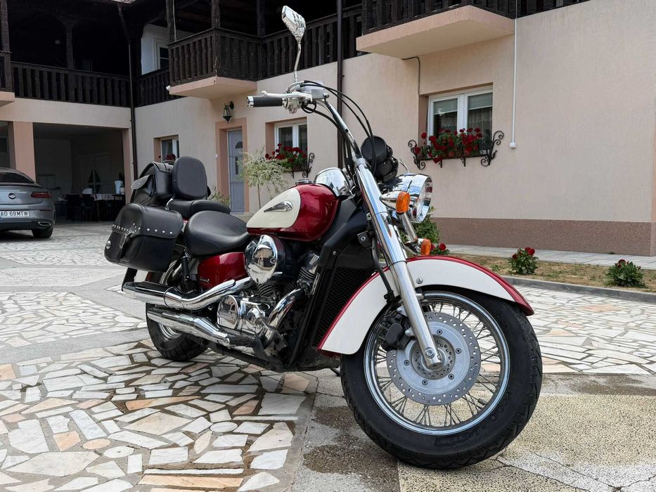 honda shadow 750 (VT750C)