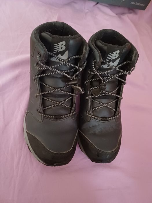 Ghete New Balance mărimea 37,5