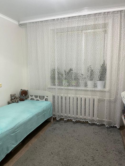 Продается 3 х  комнатная квартира