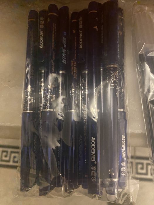 Pixuri scrie-sterge gen Pilot