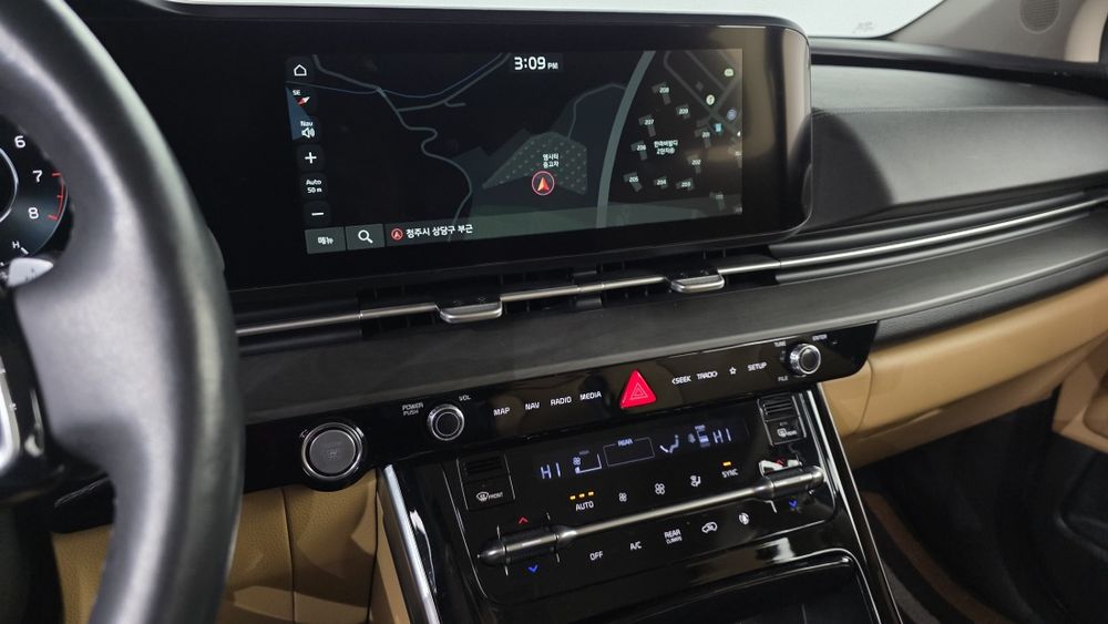 Kia Carnival 2021 | 7-Seater Signature | 29 903 km probeg