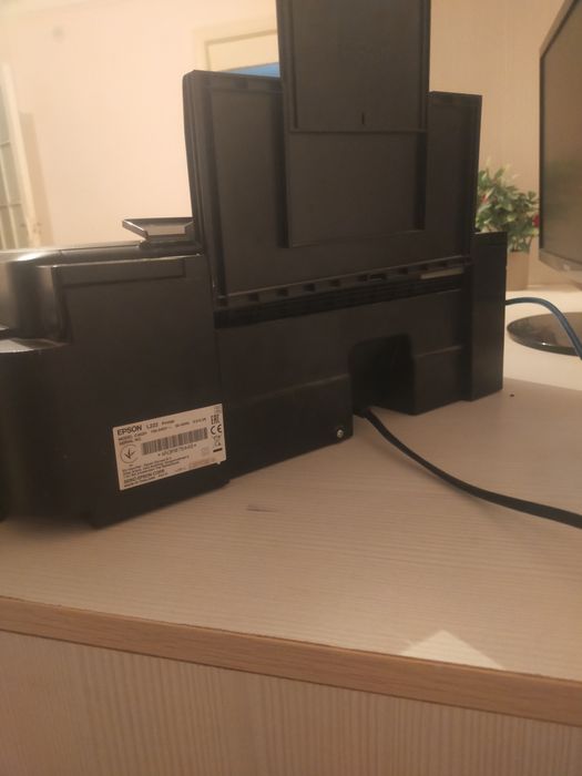 Плинтер EPSON l222