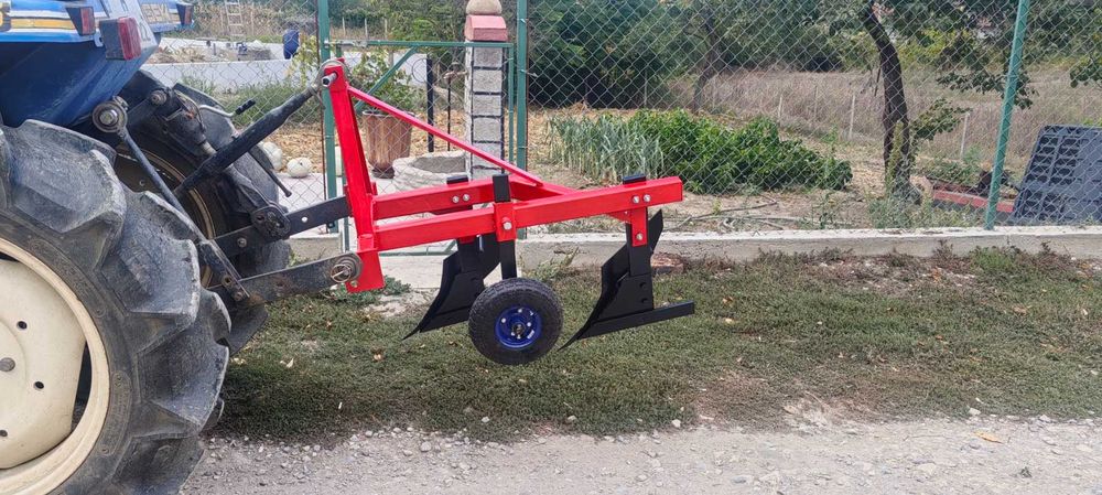 Изработвам инвентар за малогабаритни трактори