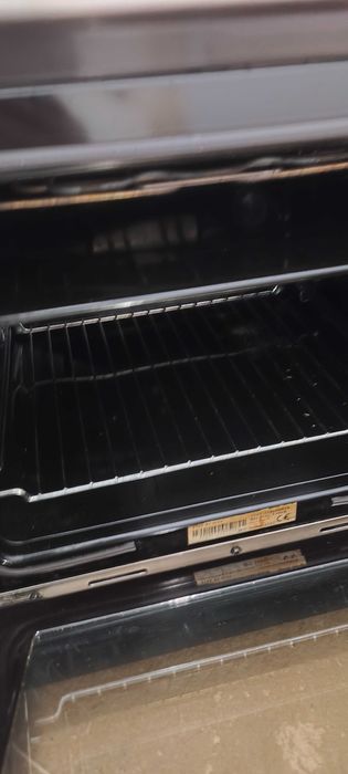 Спешно Фурна за вграждане с котлони на газ ЕTNA