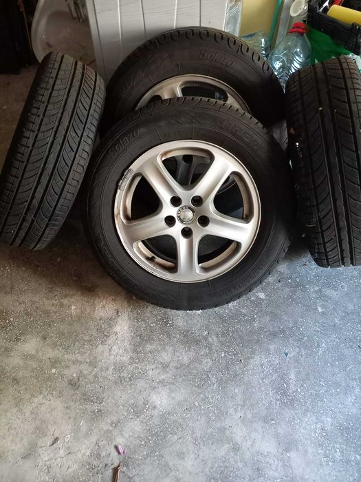 Jante aluminiu cu anvelope de vara skoda octavia 1