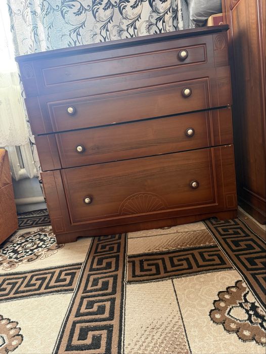 Продаеться мебель для дома