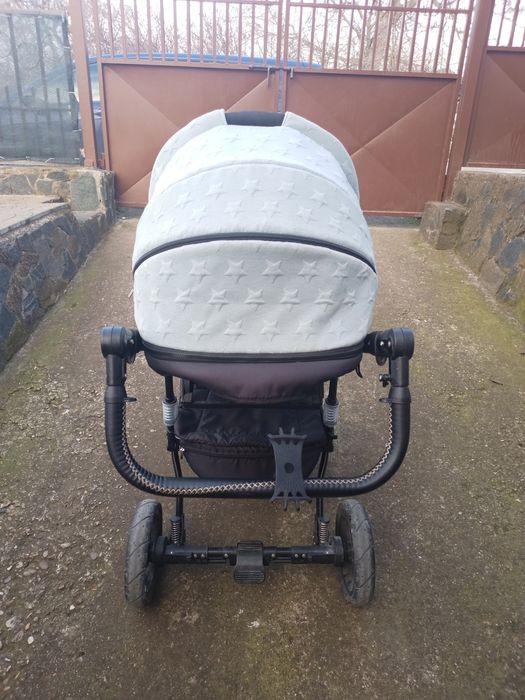 Комбинирана бебешка количка Lorelli Rimini +кошче за кола