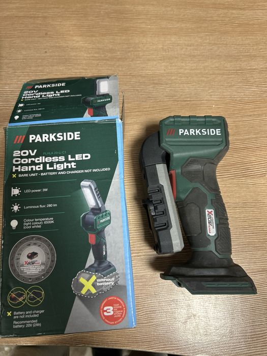 Акумулаторна работна лампа parkside
