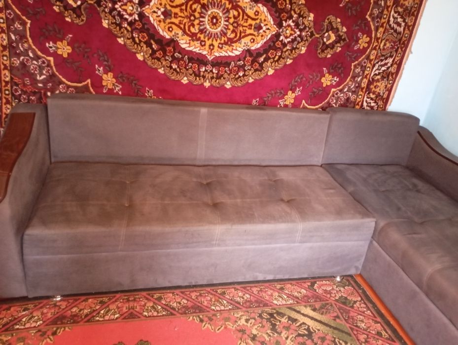 Продам угловой диван