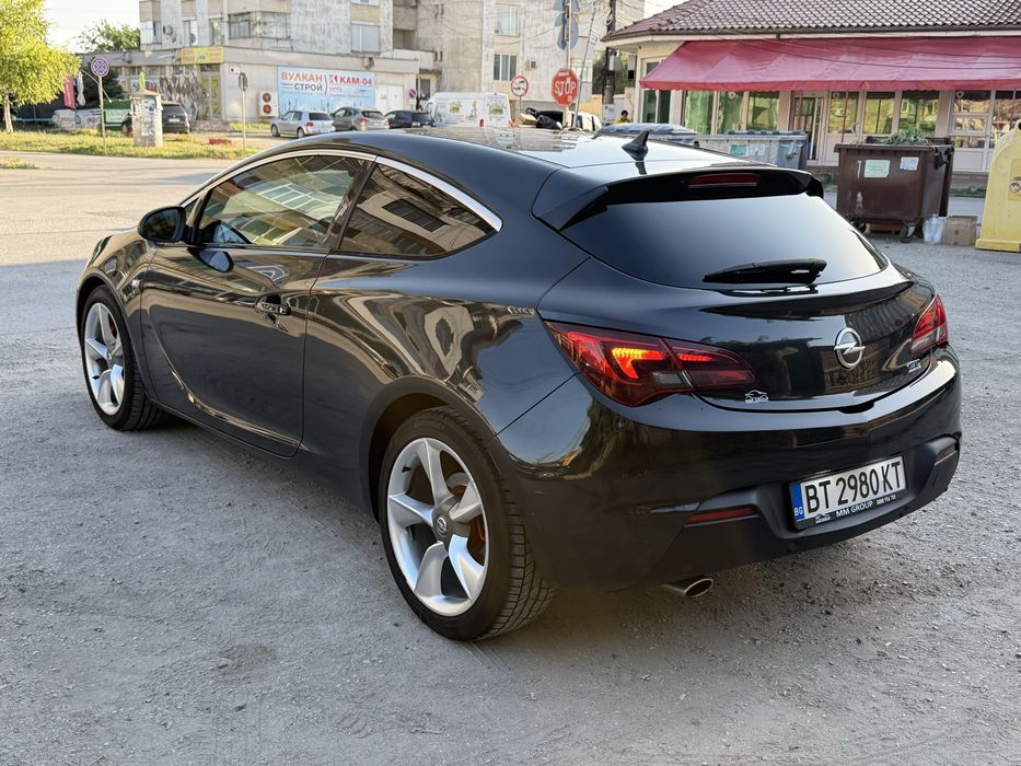 Opel Astra - GTC