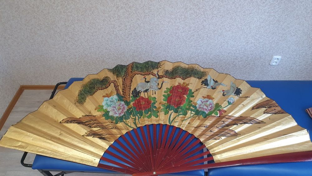 Продам декоративный веер