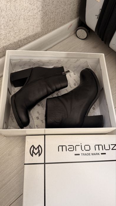 женские сапоги и каблуки