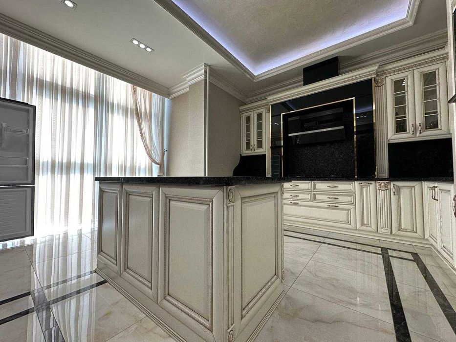 Ул, Тараса Шевченко-ГАБУС! Сдается 4-х комнатная в престижном районе!