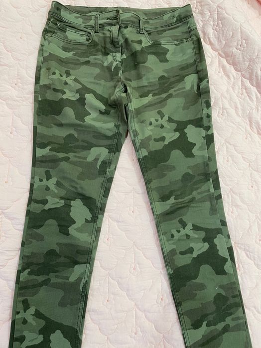 Джинсы любые за 10 000