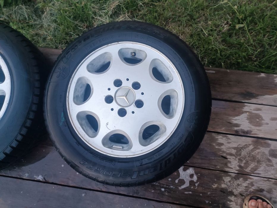 Продам диск R 15 комплект с резиной на мерседес