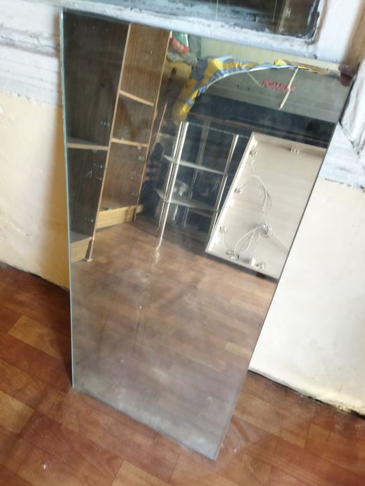 Продам зеркала две шт.