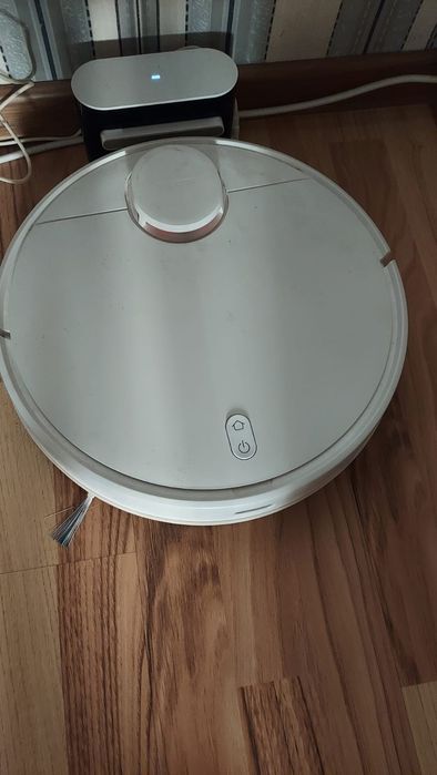 Робот пылесос в отличном состоянии