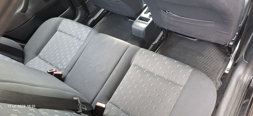 Skoda Tour  1.6 benzină