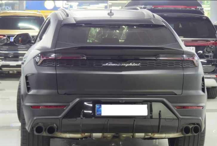 Lamborghini Urus V8 SE 812 Л.С.