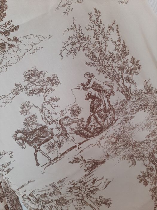 Новый костюм в стиле Dior