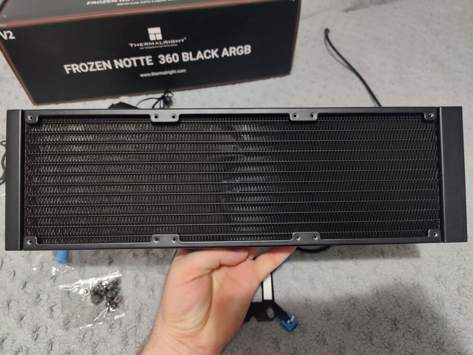 Thermalright Frozen Notte 360 AIO Cooler