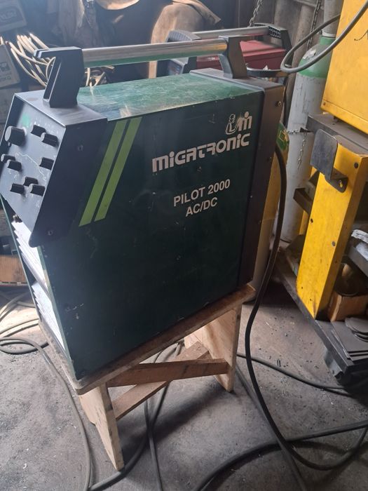 Invertor sudura 200A AC/DC