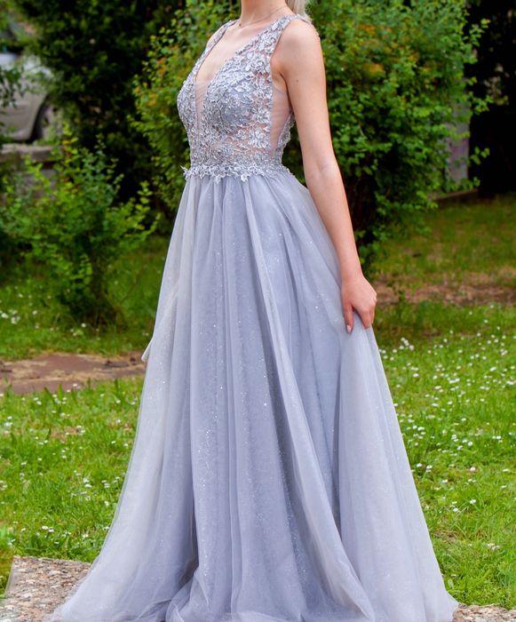 Сребриста бална рокля