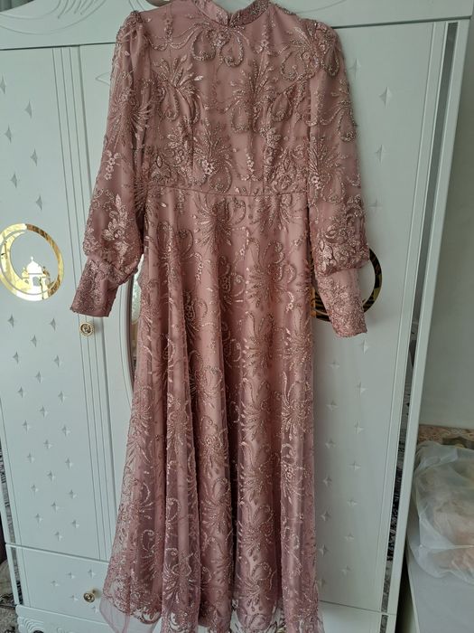 Vechirniy to'ylar uchun ko‘ylak