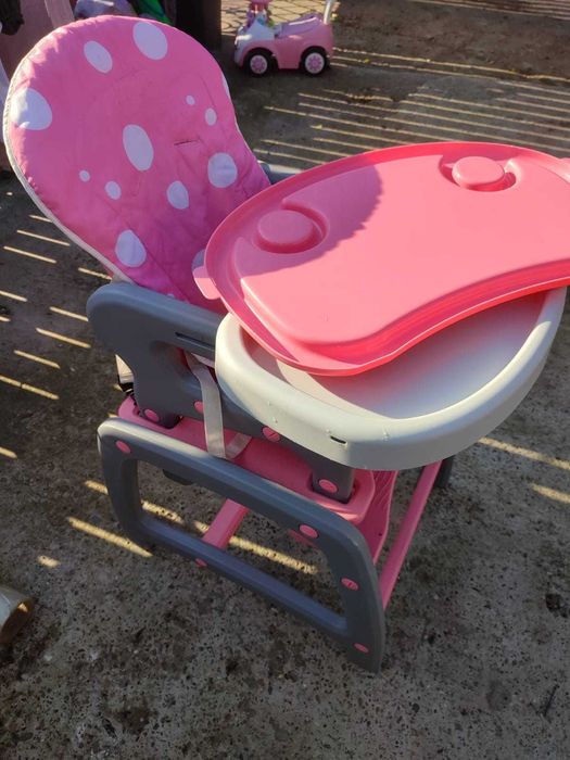 Scaun de masa multifunctional