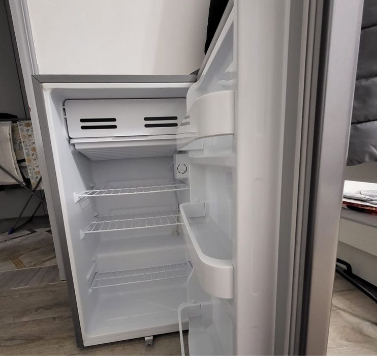 Холодильник Dauscher с морозильником