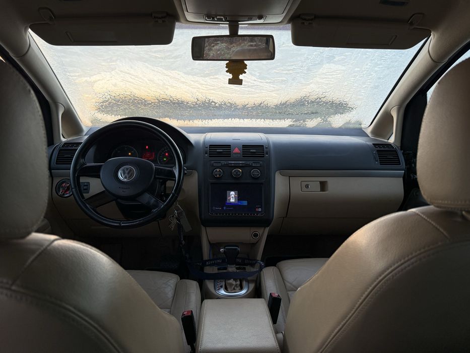 VW Touran 2004 cutie automata