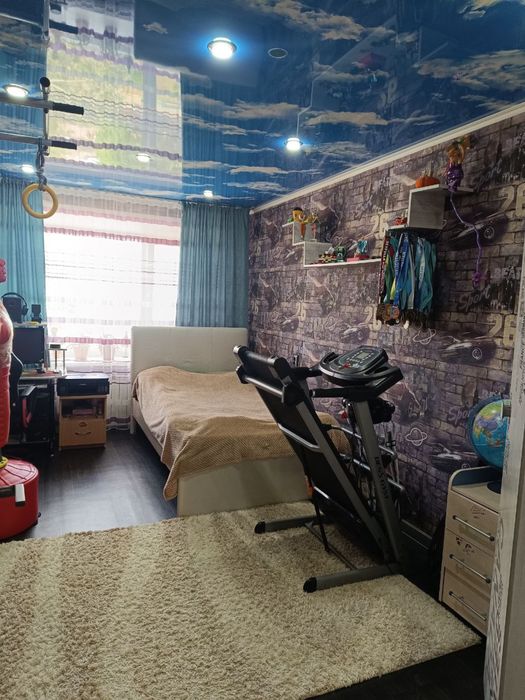 Продается 3 комнатная квартира