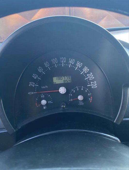 Volkswagen Beetle 2001 benzină, 1.078 € — imagine 4