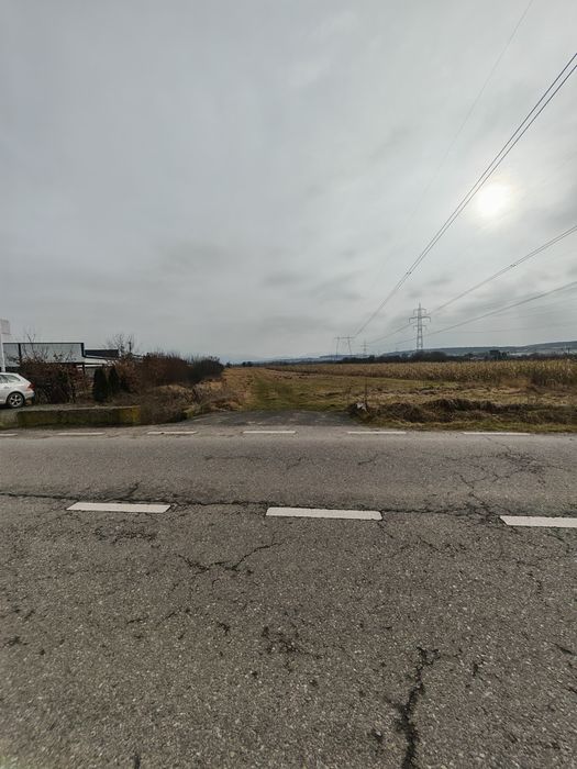 Vând teren extravilan Mohu