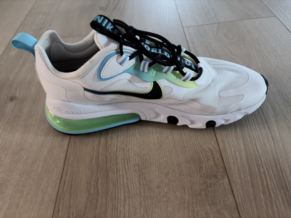 Nike Air Max 270 React